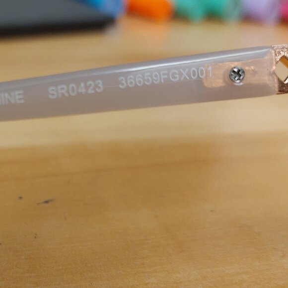 Foster Grant Modern Oversized Trendy Sunglasses Beautiful Blingy Sides SR0423 - Picture 10 of 14